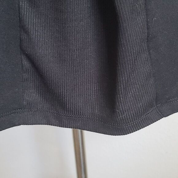 FLORA NIKROOZ WOMAN'S PULLOVER TOP - Picture 7 of 11